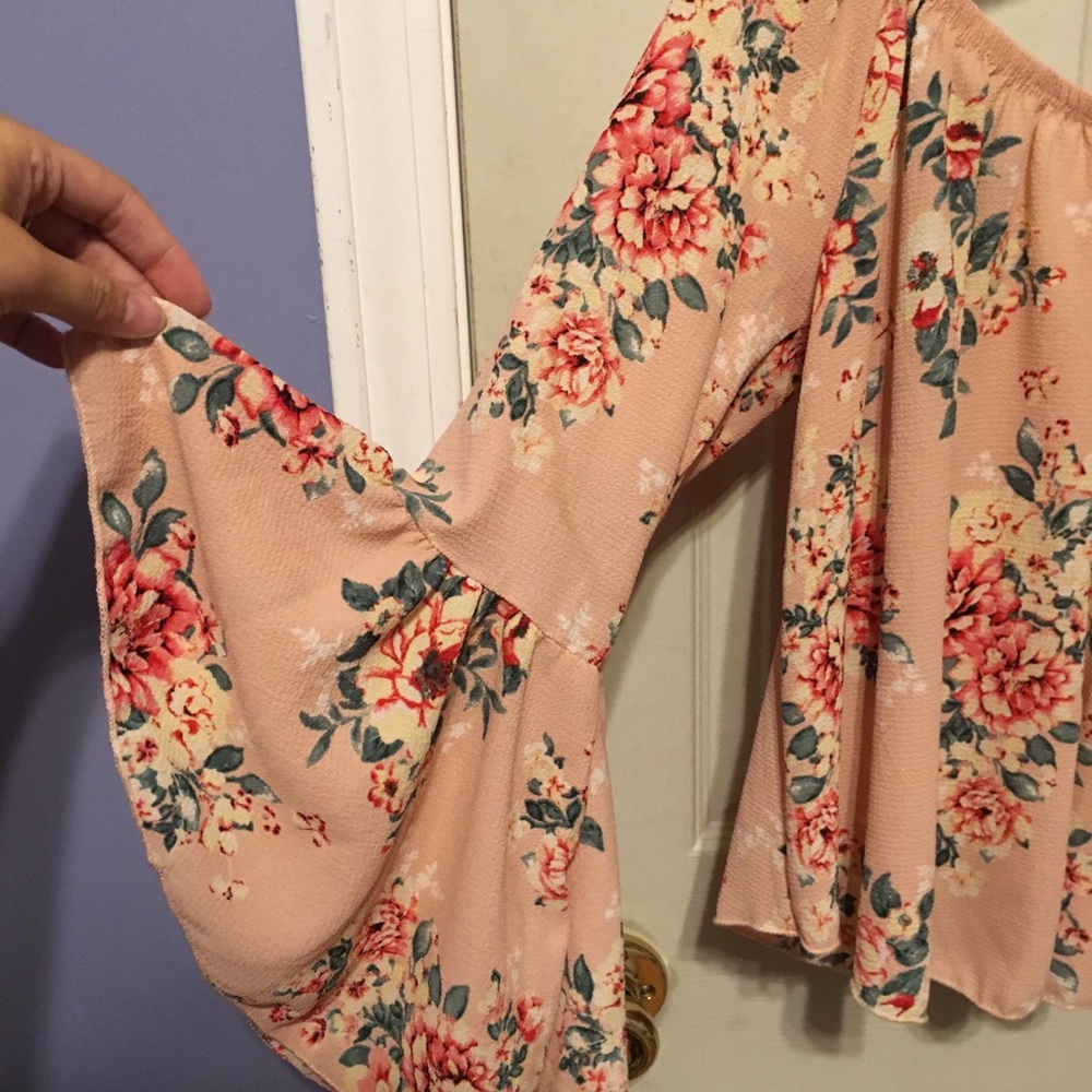 Flowy Patterned blouse